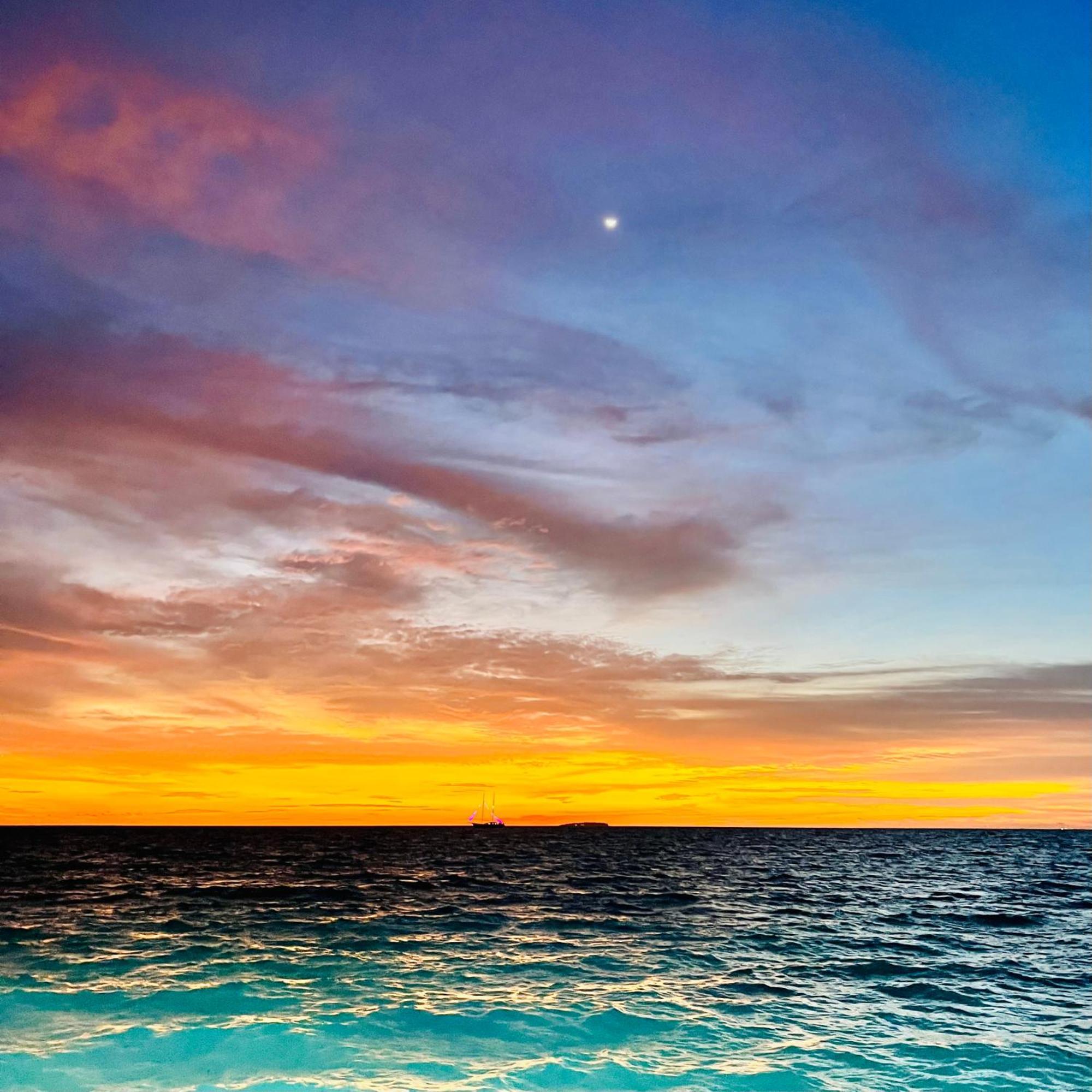Heron - The Maldivian Getaway In Dhiffushi,maldives 4* Диффуши