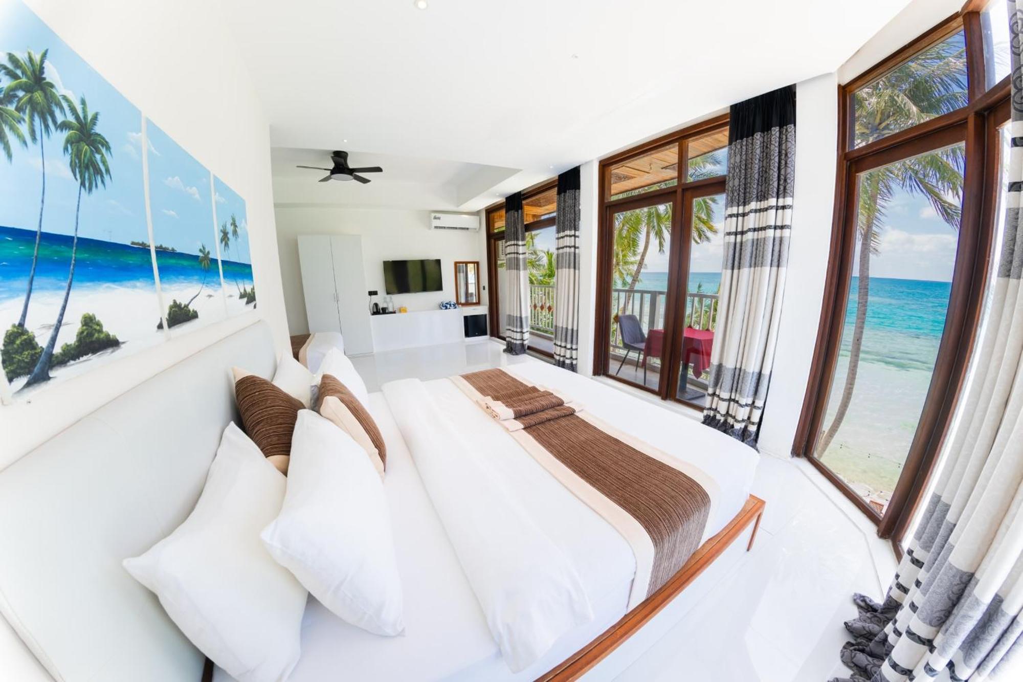 Heron - The Maldivian Getaway In Dhiffushi,maldives Guest house Dhiffushi