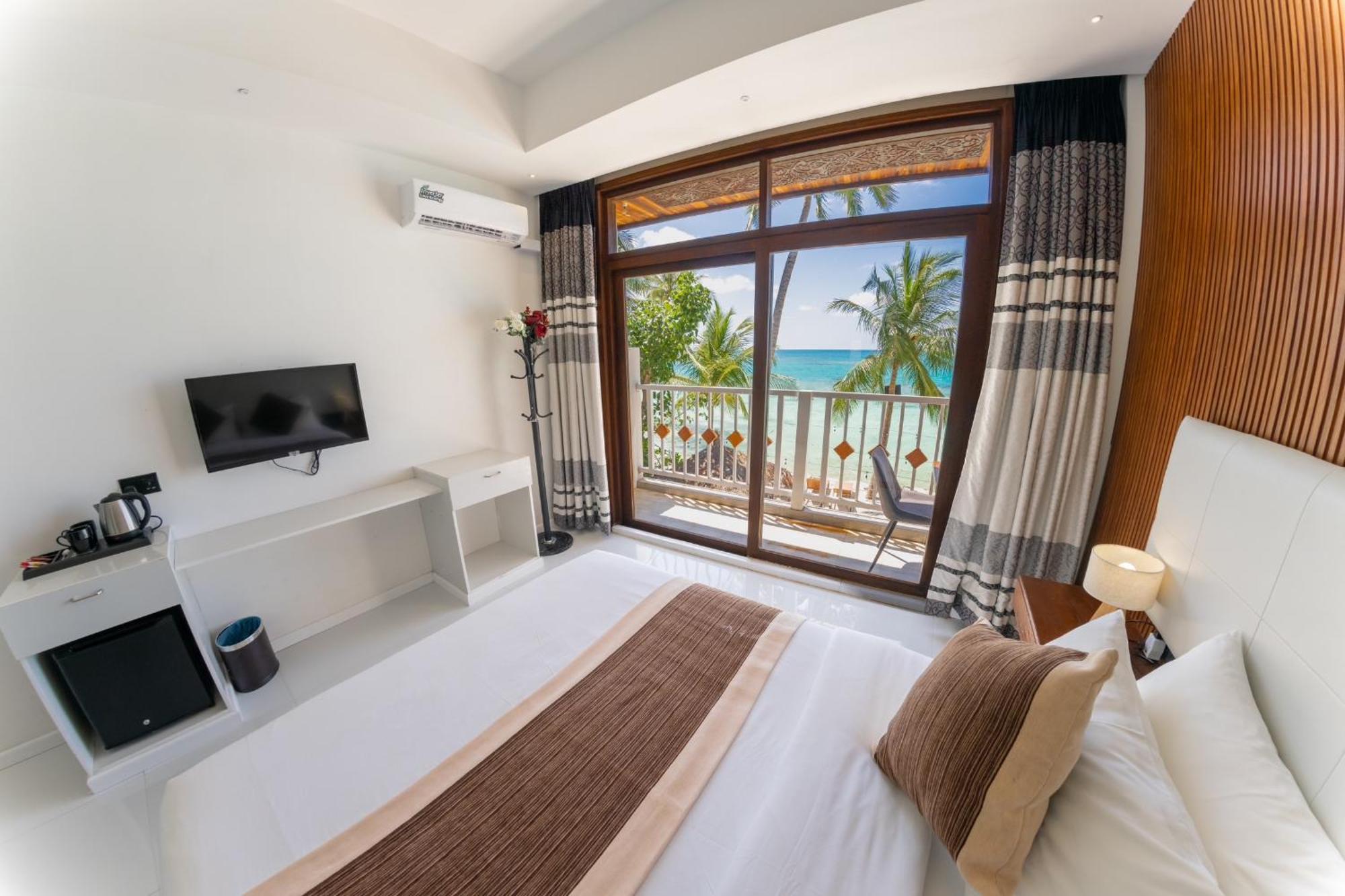 Guest house Heron - The Maldivian Getaway In Dhiffushi,maldives Dhiffushi